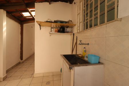 Casa para alugar com 100m², 2 quartos e 1 vagaÁrea de Serviço