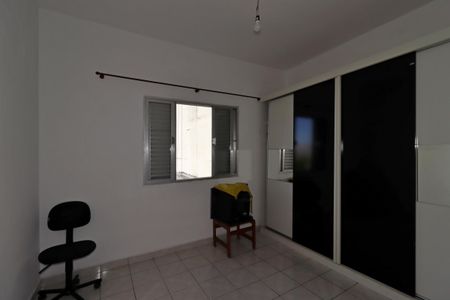 Quarto 2 de casa para alugar com 2 quartos, 100m² em Vila Eldizia, Santo André
