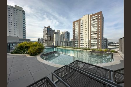Apartamento à venda com 85m², 2 quartos e 2 vagas Apartamento à venda com 85m², 2 quartos e 2 vagasÁrea comum - Piscina