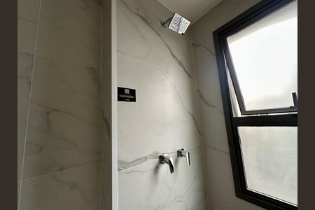 Apartamento à venda com 85m², 2 quartos e 2 vagas Apartamento à venda com 85m², 2 quartos e 2 vagasBanheiro da Suíte 1