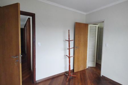 Casa para alugar com 250m², 3 quartos e 2 vagas Casa para alugar com 250m², 3 quartos e 2 vagasQuarto 2
