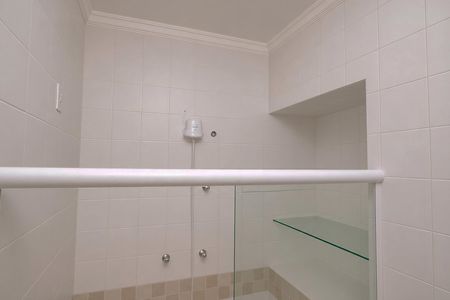 Casa para alugar com 250m², 3 quartos e 2 vagas Casa para alugar com 250m², 3 quartos e 2 vagasBanheiro da Suíte