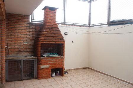 Casa para alugar com 250m², 3 quartos e 2 vagasQuintal