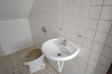 Casa para alugar com 250m², 3 quartos e 2 vagas Casa para alugar com 250m², 3 quartos e 2 vagasLavabo