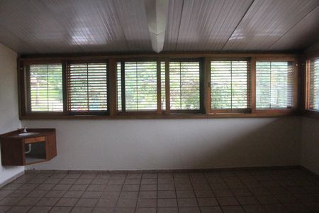 Casa para alugar com 250m², 3 quartos e 2 vagasVaranda