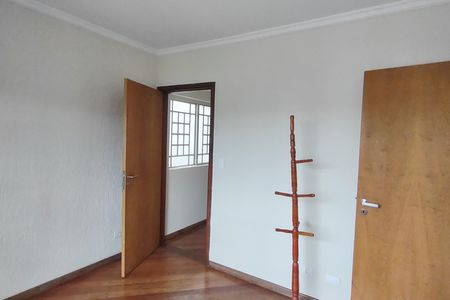 Casa para alugar com 250m², 3 quartos e 2 vagas Casa para alugar com 250m², 3 quartos e 2 vagasQuarto 2