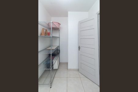 Área de serviço de apartamento para alugar com 2 quartos, 78m² em Menino Deus, Porto Alegre