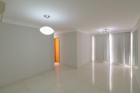 Apartamento para alugar com 3 quartos, 101m² em Ouro Preto, Belo Horizonte