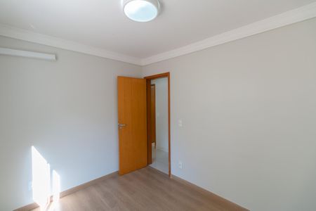 Apartamento para alugar com 101m², 3 quartos e 2 vagas