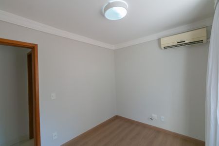 Apartamento para alugar com 101m², 3 quartos e 2 vagas