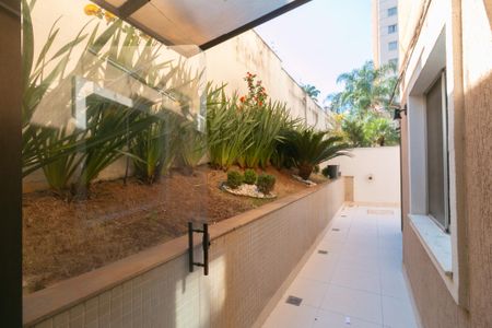 Apartamento para alugar com 101m², 3 quartos e 2 vagas