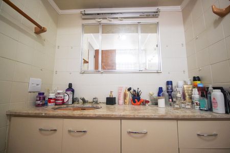 Apartamento à venda com 136m², 3 quartos e 2 vagasBanheiro da Suíte