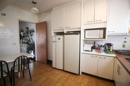 Apartamento à venda com 136m², 3 quartos e 2 vagasCozinha