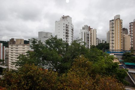 Apartamento à venda com 136m², 3 quartos e 2 vagasVista do Quarto 2