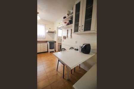 Apartamento à venda com 136m², 3 quartos e 2 vagasCozinha
