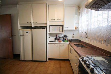 Apartamento à venda com 136m², 3 quartos e 2 vagasCozinha