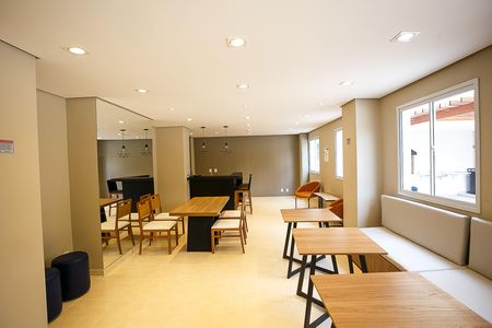 Studio à venda com 36m², 2 quartos e sem vagaÁrea comum - Salão de festas