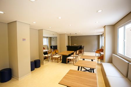Studio à venda com 36m², 2 quartos e sem vagaÁrea comum - Salão de festas