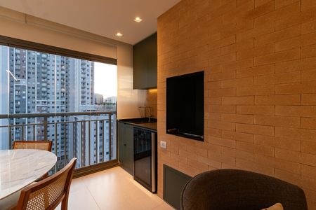 Apartamento à venda com 89m², 3 quartos e 2 vagas Apartamento à venda com 89m², 3 quartos e 2 vagasVaranda