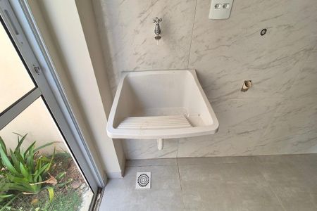 Casa de condomínio à venda com 62m², 2 quartos e 1 vaga Casa de condomínio à venda com 62m², 2 quartos e 1 vagaÁrea de Serviço
