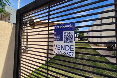 Casa de condomínio à venda com 62m², 2 quartos e 1 vaga Casa de condomínio à venda com 62m², 2 quartos e 1 vagaPlaca Instalada