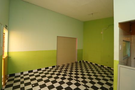 Sala de casa à venda com 3 quartos, 350m² em Jardim Santa Teresinha, São Paulo
