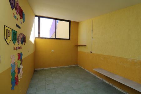 Casa para alugar com 350m², 3 quartos e 4 vagasArea