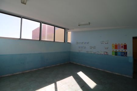 Casa para alugar com 350m², 3 quartos e 4 vagasArea