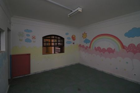 Casa para alugar com 350m², 3 quartos e 4 vagasQuarto