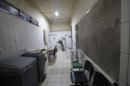 Casa à venda com 183m², 3 quartos e 2 vagasÁrea de serviço 