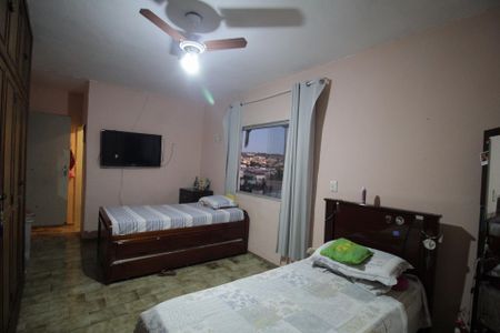 Casa à venda com 183m², 3 quartos e 2 vagasSuite 1 