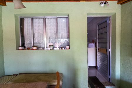 Casa para alugar com 120m², 2 quartos e 2 vagas Casa para alugar com 120m², 2 quartos e 2 vagasÁrea externa