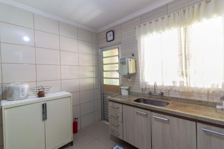 Casa para alugar com 120m², 2 quartos e 2 vagas Casa para alugar com 120m², 2 quartos e 2 vagasCozinha