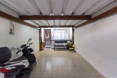 Casa para alugar com 120m², 2 quartos e 2 vagas Casa para alugar com 120m², 2 quartos e 2 vagasGaragem