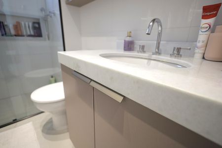 Apartamento à venda com 117m², 3 quartos e 2 vagasBanheiro Quarto Suíte 2