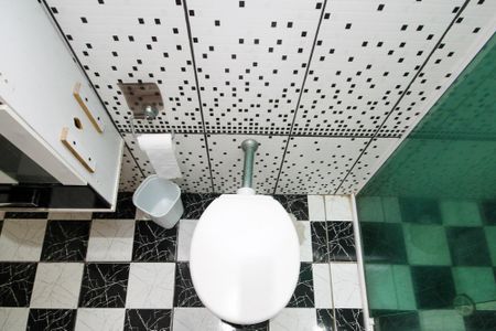 Casa de condomínio para alugar com 338m², 3 quartos e 2 vagas Casa de condomínio para alugar com 338m², 3 quartos e 2 vagasBanheiro Suíte 2