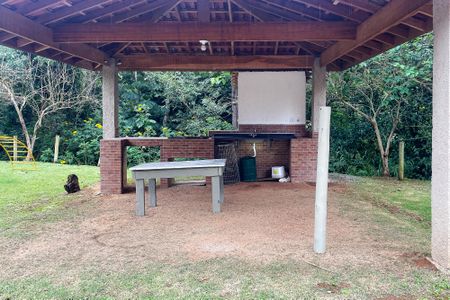 Casa de condomínio para alugar com 338m², 3 quartos e 2 vagas Casa de condomínio para alugar com 338m², 3 quartos e 2 vagasÁrea comum - Churrasqueira