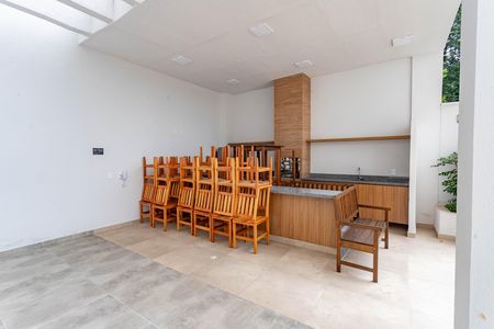Apartamento à venda com 43m², 2 quartos e 1 vaga Apartamento à venda com 43m², 2 quartos e 1 vagaÁrea comum - Churrasqueira