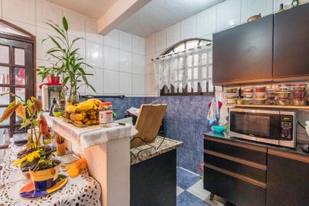 Casa à venda com 267m², 4 quartos e 3 vagas Casa à venda com 267m², 4 quartos e 3 vagasCozinha