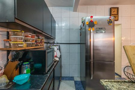 Casa à venda com 267m², 4 quartos e 3 vagas Casa à venda com 267m², 4 quartos e 3 vagasCozinha