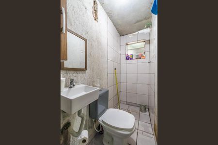 Casa à venda com 267m², 4 quartos e 3 vagas Casa à venda com 267m², 4 quartos e 3 vagasBanheiro 2