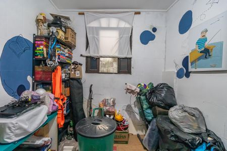 Casa à venda com 267m², 4 quartos e 3 vagas Casa à venda com 267m², 4 quartos e 3 vagasQuarto 2