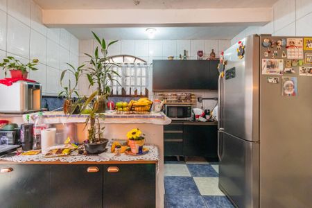 Casa à venda com 267m², 4 quartos e 3 vagas Casa à venda com 267m², 4 quartos e 3 vagasCozinha