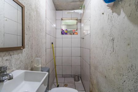 Casa à venda com 267m², 4 quartos e 3 vagas Casa à venda com 267m², 4 quartos e 3 vagasBanheiro 2
