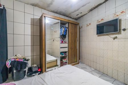 Casa à venda com 267m², 4 quartos e 3 vagas Casa à venda com 267m², 4 quartos e 3 vagasQuarto 3