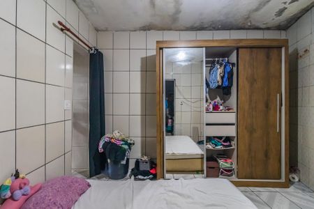 Casa à venda com 267m², 4 quartos e 3 vagas Casa à venda com 267m², 4 quartos e 3 vagasQuarto 3