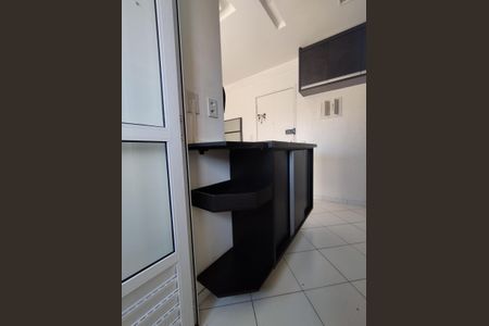 Apartamento à venda com 59m², 2 quartos e 1 vagaCozinha - Armários