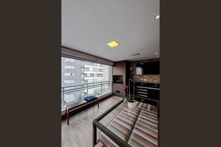 Apartamento à venda com 126m², 3 quartos e 2 vagas Apartamento à venda com 126m², 3 quartos e 2 vagasVaranda da Sala