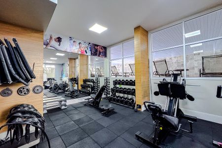 Apartamento à venda com 126m², 3 quartos e 2 vagas Apartamento à venda com 126m², 3 quartos e 2 vagasÁrea comum - Academia