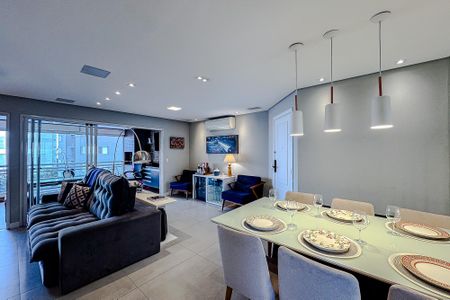 Apartamento à venda com 126m², 3 quartos e 2 vagas Apartamento à venda com 126m², 3 quartos e 2 vagasSala